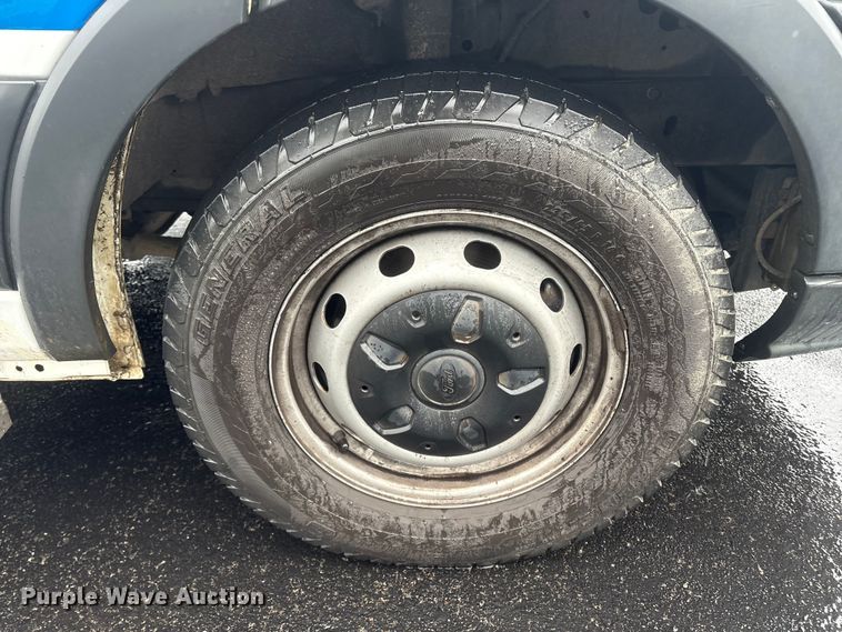 image for item DT2756 2017 Ford Transit delivery van