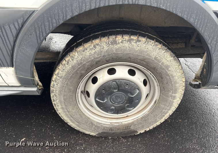 image for item DT2756 2017 Ford Transit delivery van