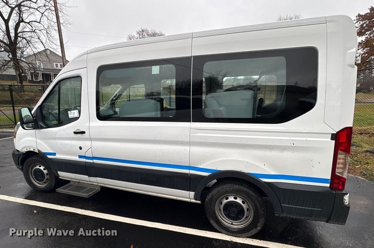 image for item DT2757 2017 Ford Transit 150 delivery van