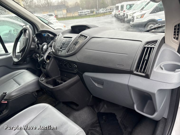 image for item DT2757 2017 Ford Transit 150 delivery van