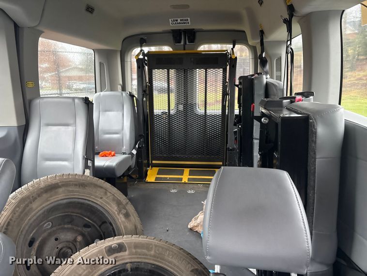 image for item DT2757 2017 Ford Transit 150 delivery van