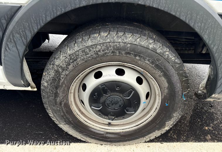 image for item DT2757 2017 Ford Transit 150 delivery van