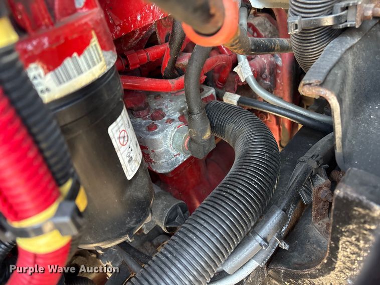 image for item DT2764 2018 International 4300 box truck