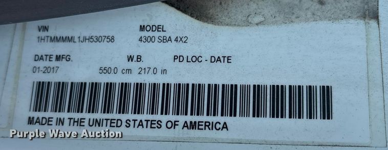 image for item DT2764 2018 International 4300 box truck