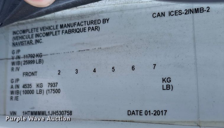 image for item DT2764 2018 International 4300 box truck