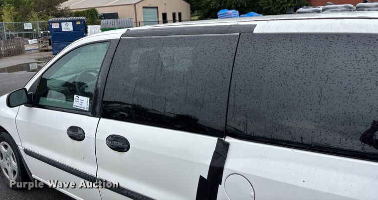 image for item DT3424 2005 Ford Freestar van
