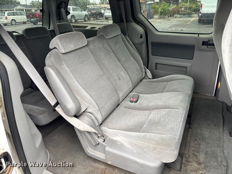 image for item DT3424 2005 Ford Freestar van