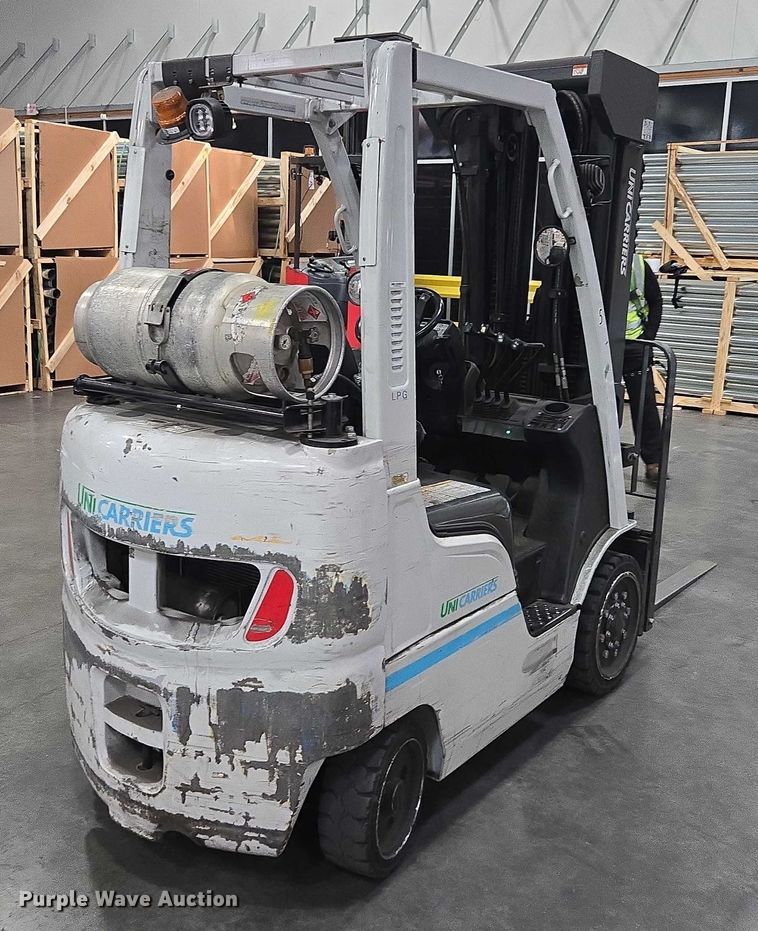 MONTACARGAS 2018 UNICARRIERS CSF40