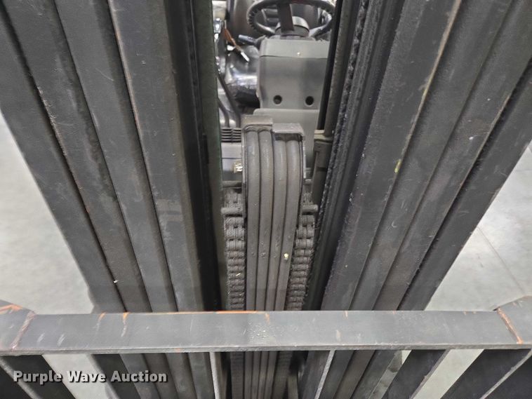 image for item DT4722 2018 UniCarriers CSF40 forklift