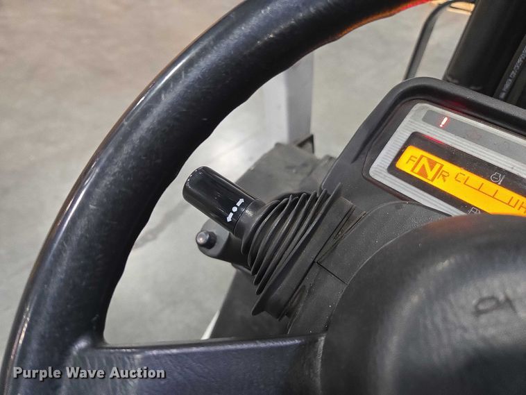 image for item DT4722 2018 UniCarriers CSF40 forklift