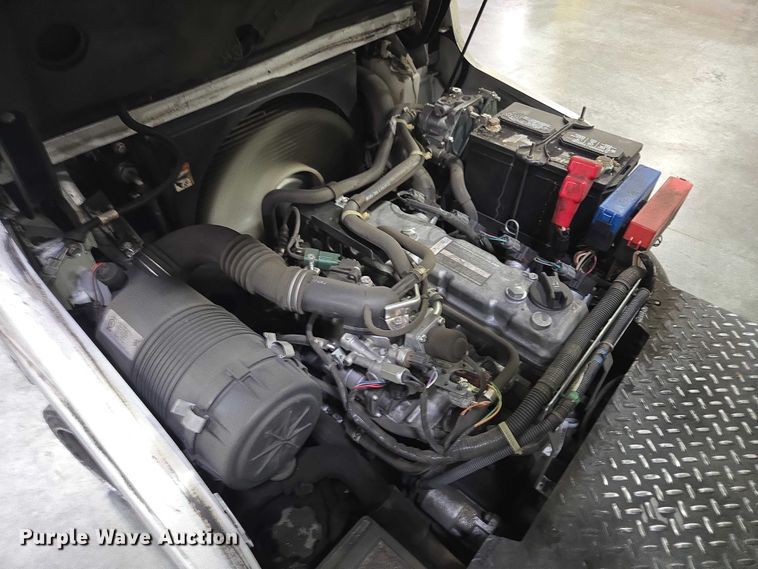 image for item DT4722 2018 UniCarriers CSF40 forklift