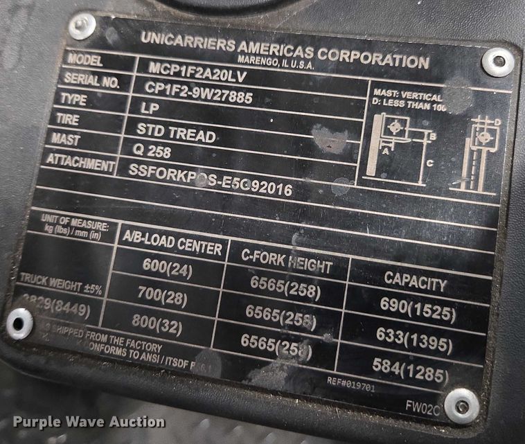 image for item DT4722 2018 UniCarriers CSF40 forklift