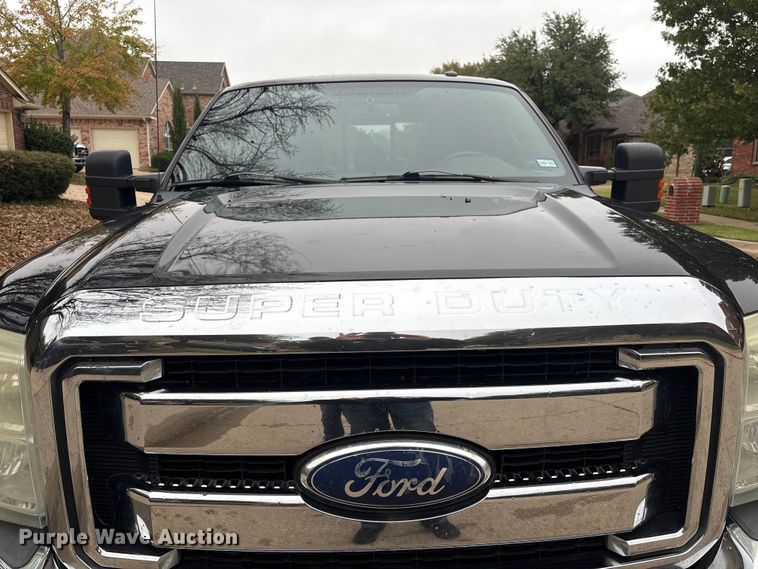 image for item DT4974 2011 Ford F250 Crew Cab pickup truck