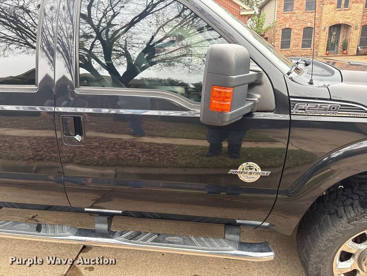 image for item DT4974 2011 Ford F250 Crew Cab pickup truck