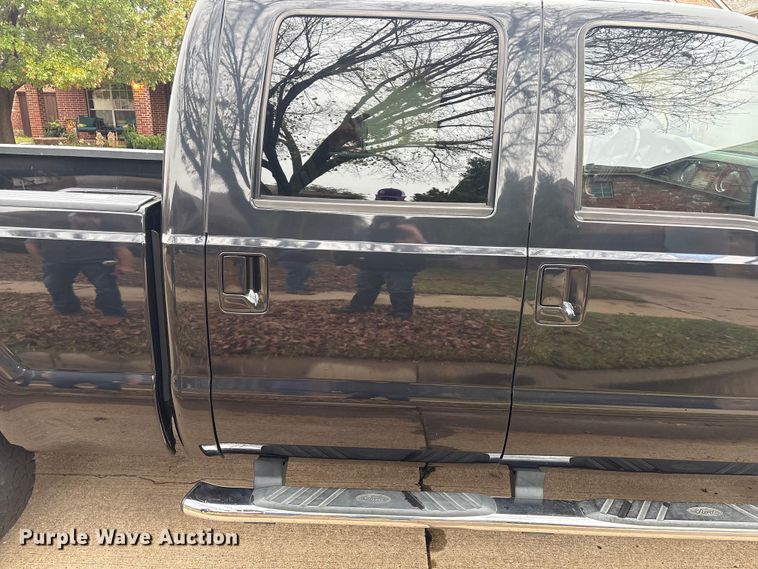 image for item DT4974 2011 Ford F250 Crew Cab pickup truck