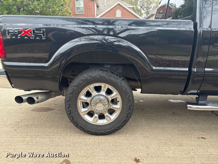 image for item DT4974 2011 Ford F250 Crew Cab pickup truck