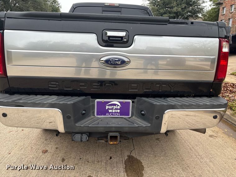 image for item DT4974 2011 Ford F250 Crew Cab pickup truck