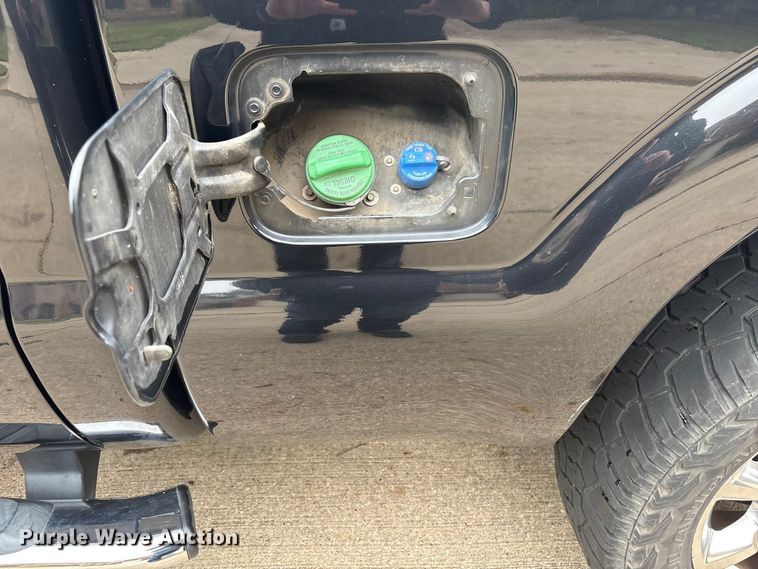 image for item DT4974 2011 Ford F250 Crew Cab pickup truck