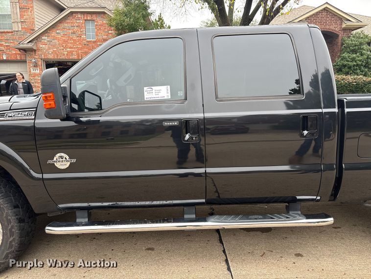 image for item DT4974 2011 Ford F250 Crew Cab pickup truck