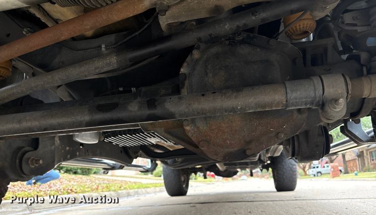 image for item DT4974 2011 Ford F250 Crew Cab pickup truck