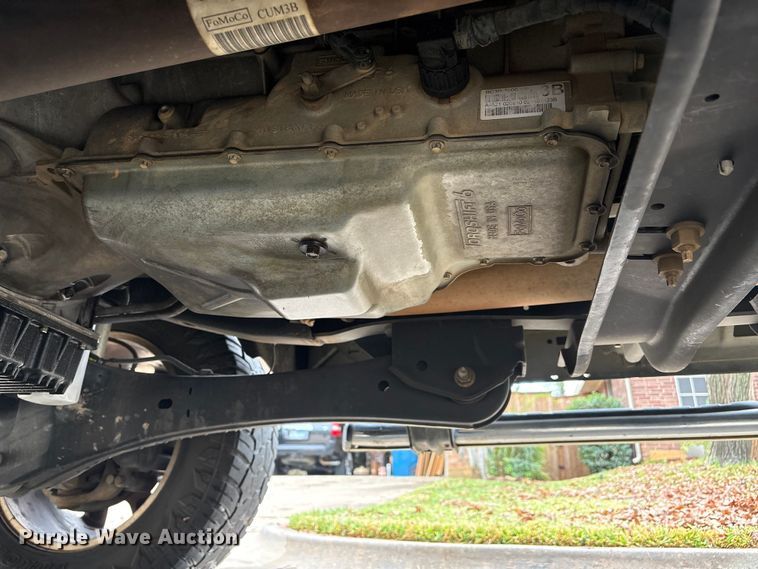 image for item DT4974 2011 Ford F250 Crew Cab pickup truck