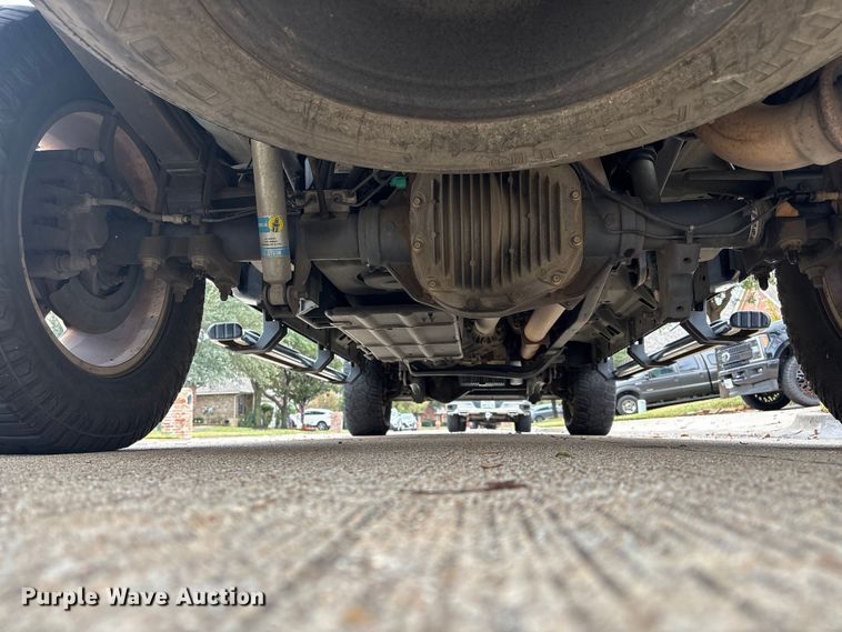 image for item DT4974 2011 Ford F250 Crew Cab pickup truck