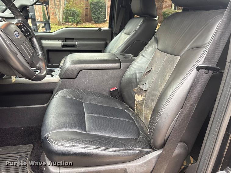 image for item DT4974 2011 Ford F250 Crew Cab pickup truck