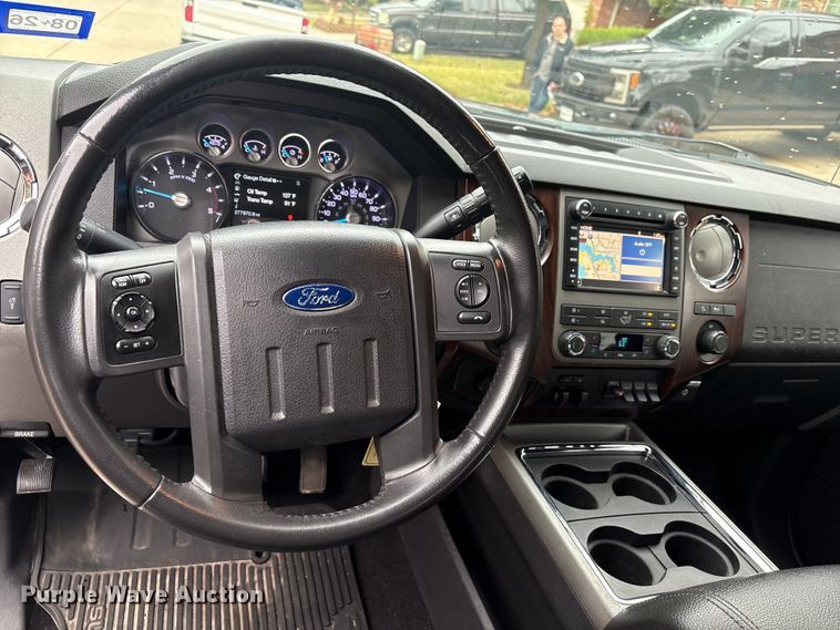 image for item DT4974 2011 Ford F250 Crew Cab pickup truck