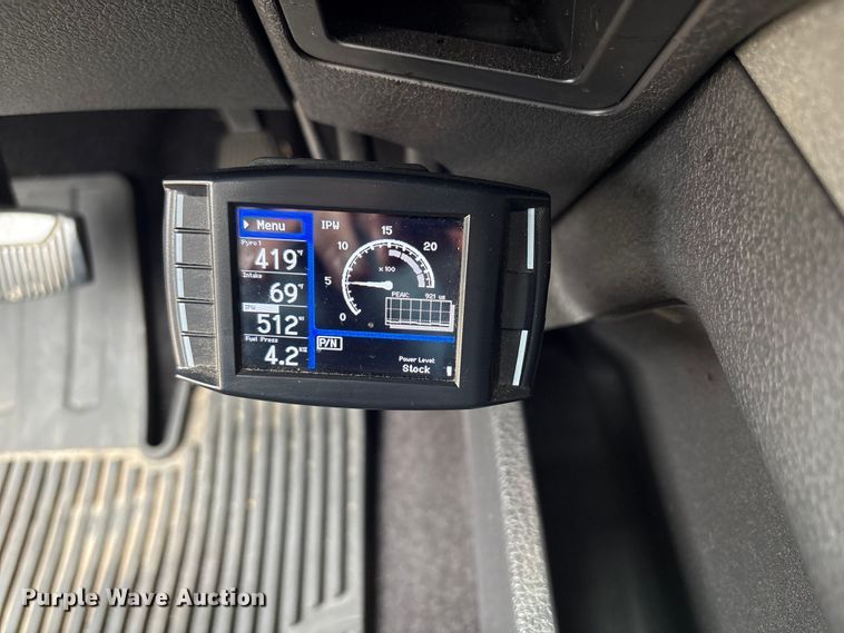 image for item DT4974 2011 Ford F250 Crew Cab pickup truck