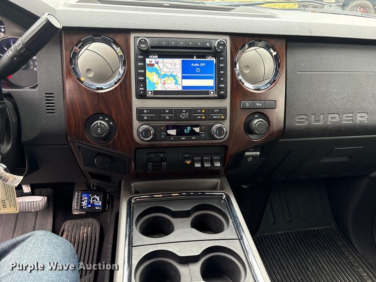 image for item DT4974 2011 Ford F250 Crew Cab pickup truck