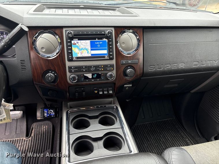 image for item DT4974 2011 Ford F250 Crew Cab pickup truck