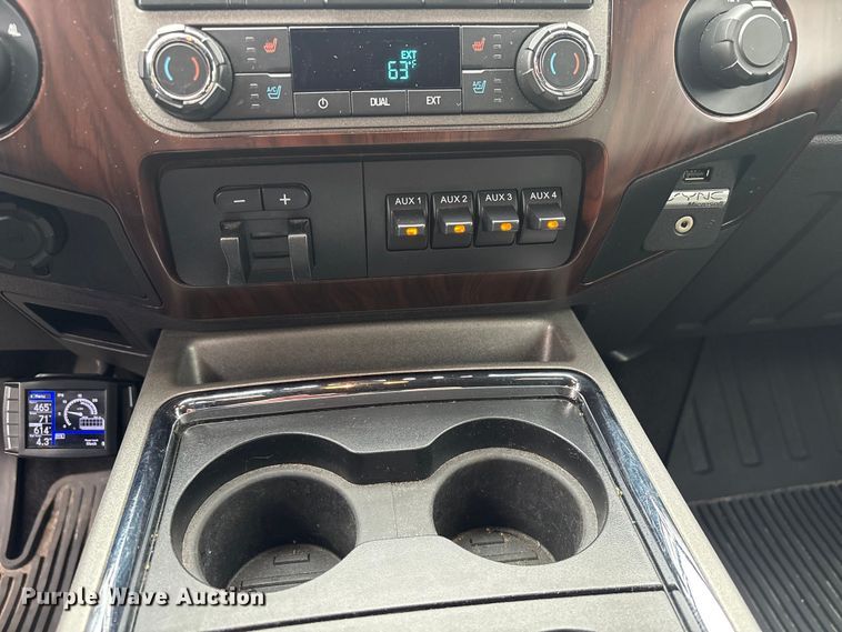 image for item DT4974 2011 Ford F250 Crew Cab pickup truck