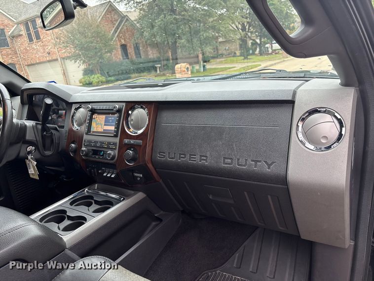 image for item DT4974 2011 Ford F250 Crew Cab pickup truck