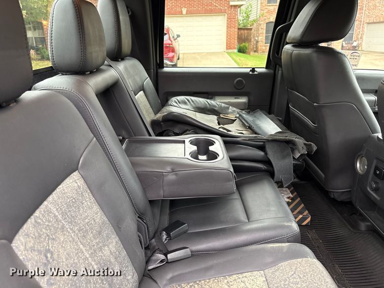 image for item DT4974 2011 Ford F250 Crew Cab pickup truck