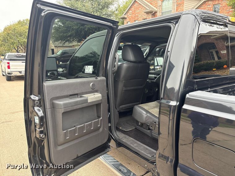 image for item DT4974 2011 Ford F250 Crew Cab pickup truck