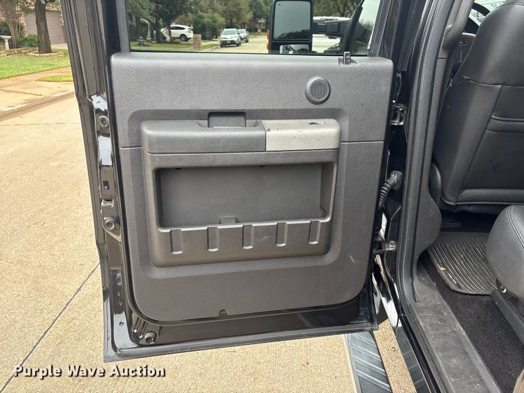 image for item DT4974 2011 Ford F250 Crew Cab pickup truck