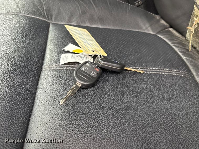 image for item DT4974 2011 Ford F250 Crew Cab pickup truck