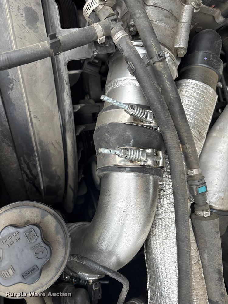 image for item DT4974 2011 Ford F250 Crew Cab pickup truck