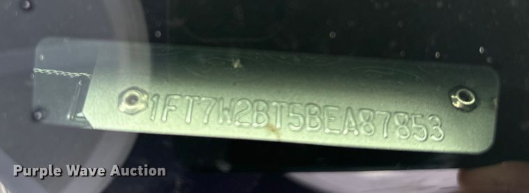 image for item DT4974 2011 Ford F250 Crew Cab pickup truck