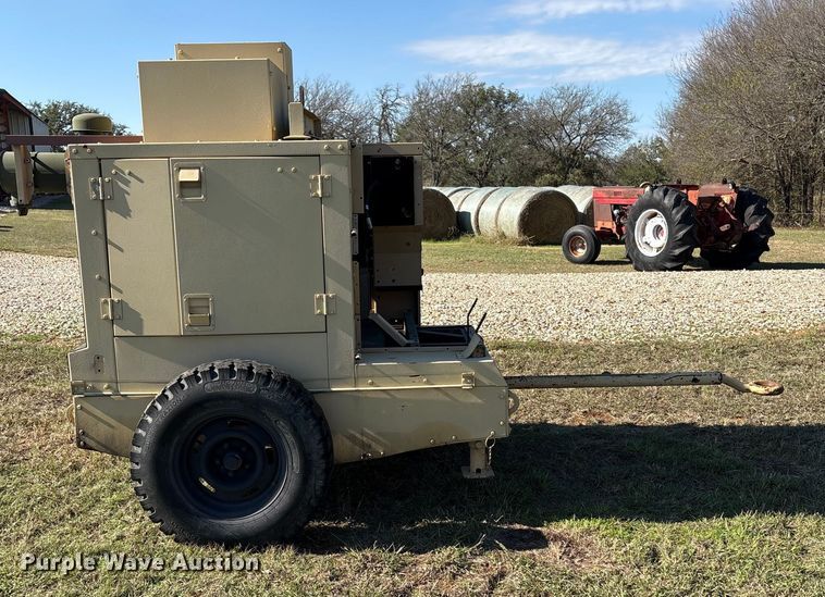 image for item DT4977 1992 Deutz F3L912 power unit