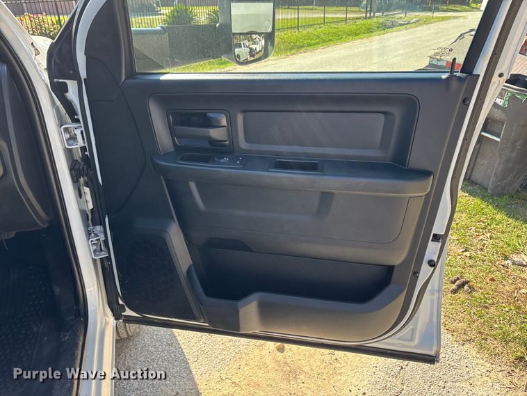 image for item DT4983 2022 RAM 3500HD Crew Cab flatbed pickup truck