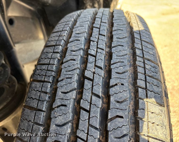 image for item DT4983 2022 RAM 3500HD Crew Cab flatbed pickup truck