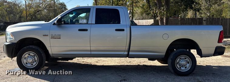 image for item DT4984 2017 RAM 2500HD Crew Cab pickup truck