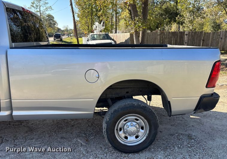 image for item DT4984 2017 RAM 2500HD Crew Cab pickup truck