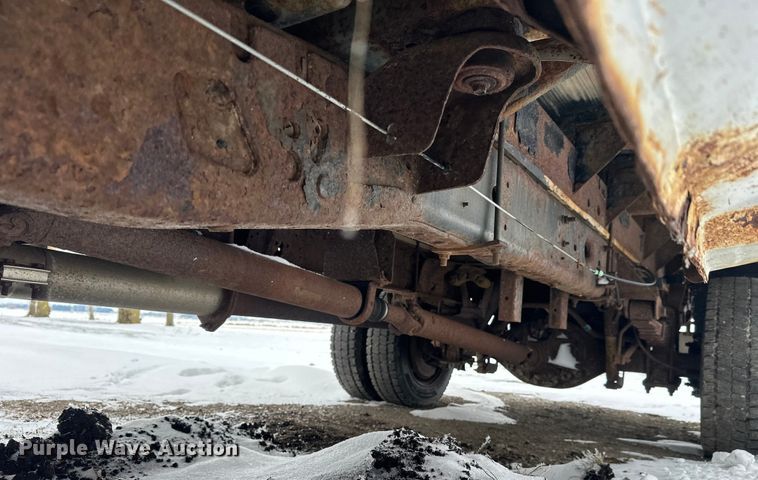 image for item DT6457 2012 Ford F450 Crew Cab flatbed truck