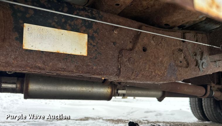 image for item DT6457 2012 Ford F450 Crew Cab flatbed truck