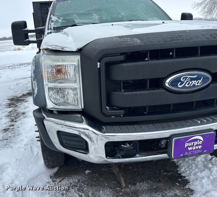 image for item DT6457 2012 Ford F450 Crew Cab flatbed truck