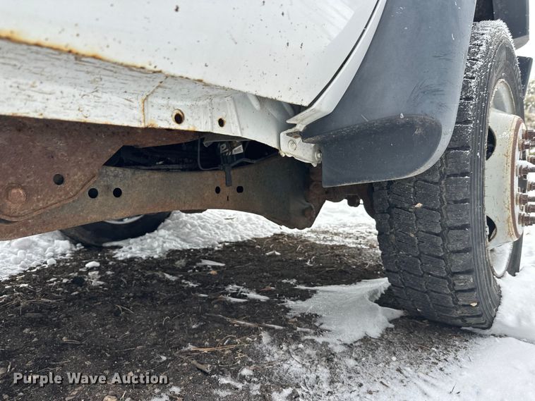 image for item DT6457 2012 Ford F450 Crew Cab flatbed truck