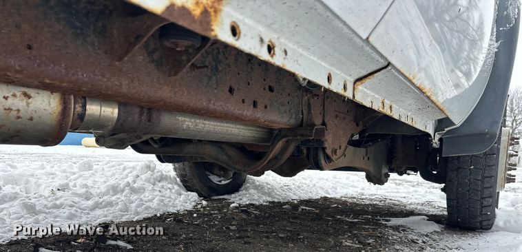 image for item DT6457 2012 Ford F450 Crew Cab flatbed truck