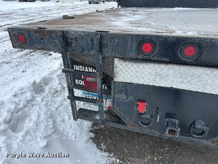 image for item DT6457 2012 Ford F450 Crew Cab flatbed truck